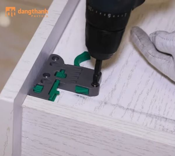 Hướng dẫn cách lắp đặt ray trượt âm