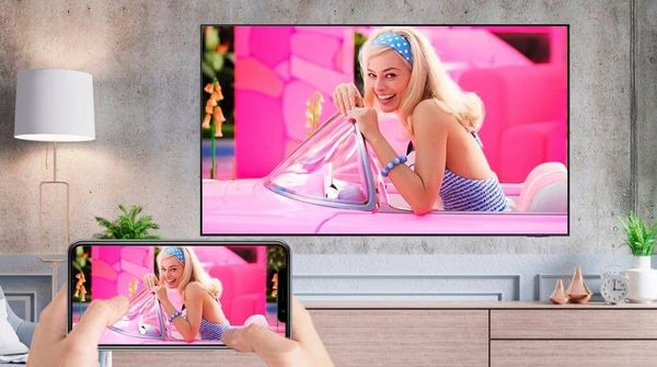 Công nghệ Tracking Sound Object (OTS) của Samsung QA65QN85CAKXXV cho phép âm thanh di chuyển trên màn hình theo hành động