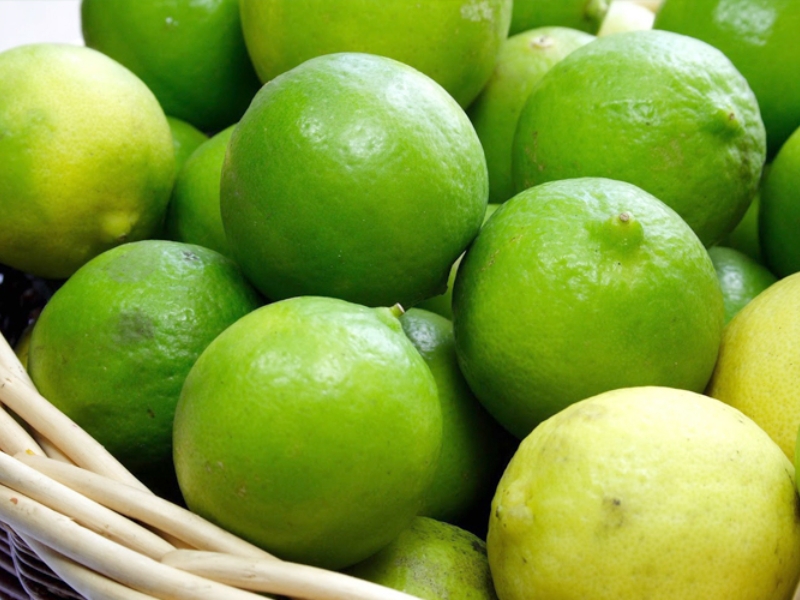 Mờ sẹo tại nhà bằng chanh