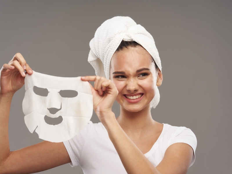 Sử dụng mặt nạ hóa học