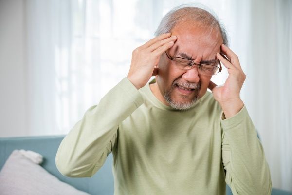Đau nửa đầu là chứng bệnh không rõ ràng và dễ nhầm lẫn với các cơn đau đầu thông thường
