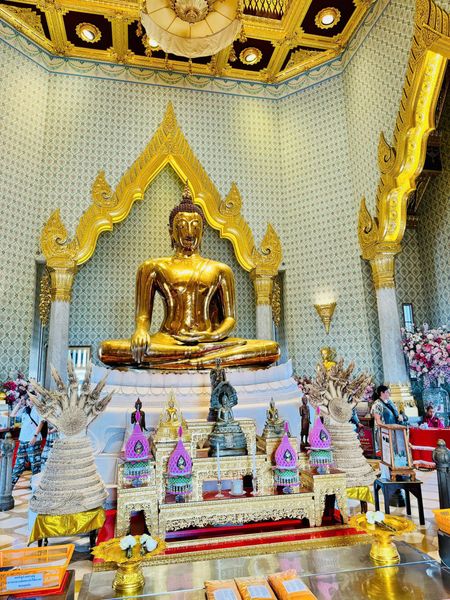 Chùa Phật vàng Thái Lan
