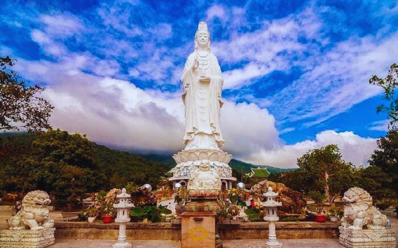 du lịch Tết 2025