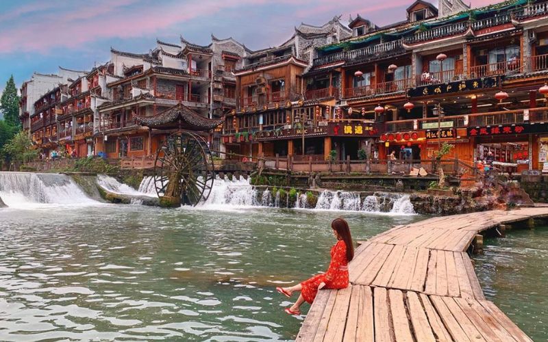 Tour du lịch Phượng Hoàng Cổ Trấn