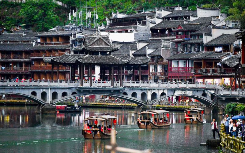 Tour du lịch Phượng Hoàng Cổ Trấn