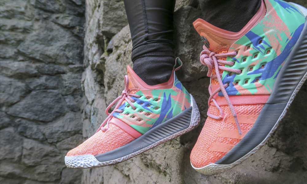 Instituto Espanol tài trợ cho Câu lạc bộ Bóng đá Nữ Sporting Huelva