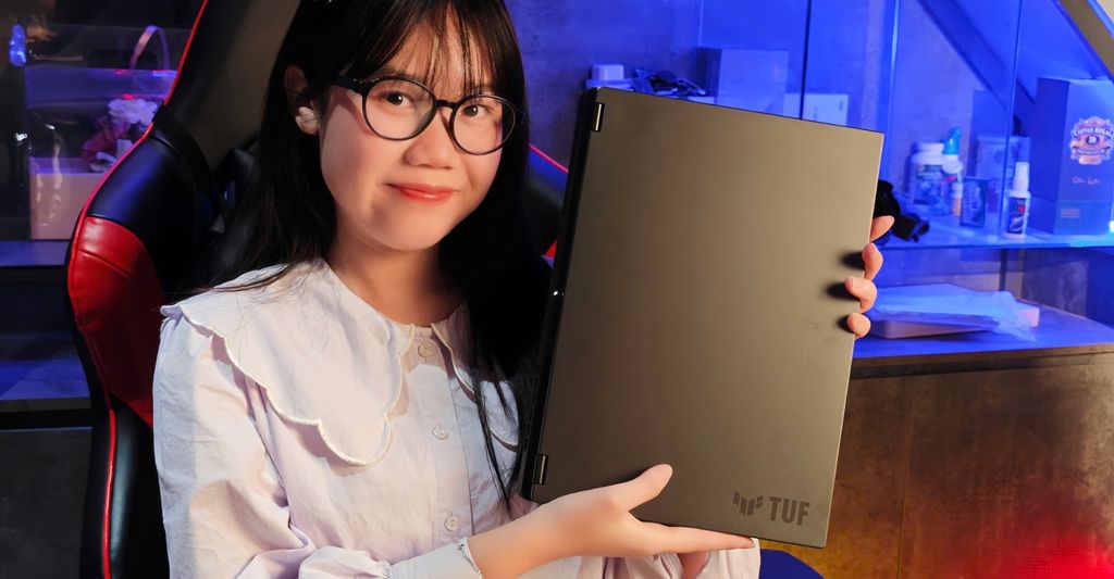 mua laptop cho sinh viên kiến trúc chính hãng ở đâu