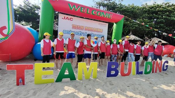 JAC Việt Nam tổ chức tour du lịch tham quan nghỉ dưỡng hàng năm cho CB-CNV