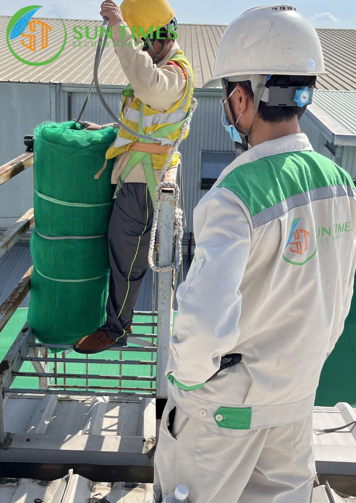 Roof structure assessment & inspection process before installing solar power system