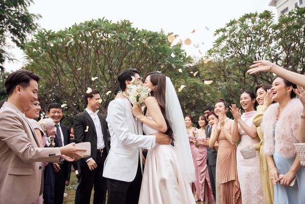 Đám cưới là nơi trí tưởng tượng được thoải mái bung xõa