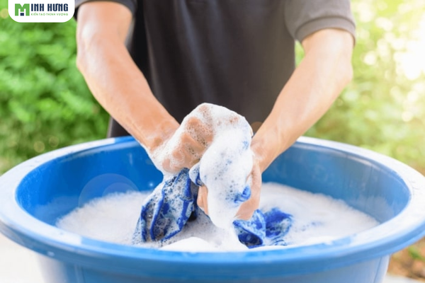 luu-ngay-top-5-cach-bao-quan-quan-ao-luon-thom-tho-mua-nom-am