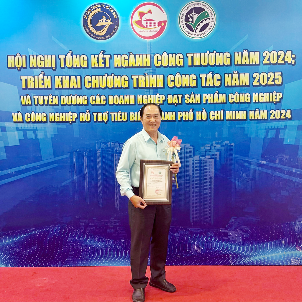 VIỆT Á CHÂU VINH DỰ ĐẠT GIẢI THƯỞNG