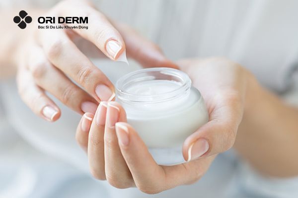 Tiêu chí chọn kem dưỡng ẩm cho da nhạy cảm