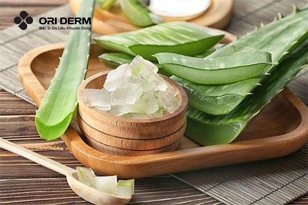 Cách trị mụn viêm mủ tại nhà bằng nha đam