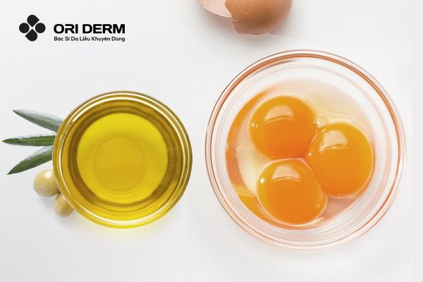 Mặt nạ dành cho da khô bằng trứng và mật ong