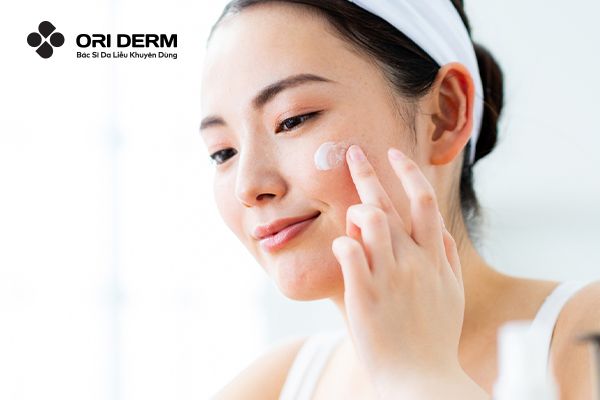 Gợi Ý 9 Kem Dưỡng Ẩm Cho Da Nhạy Cảm Không Gây Kích Ứng