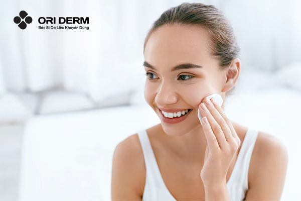 Lưu ý trong quy trình chăm sóc da hỗn hợp thiên khô