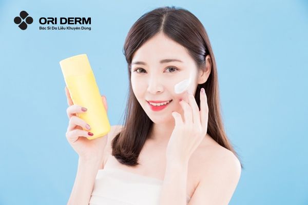 Hướng dẫn cách bôi kem chống nắng vật lý