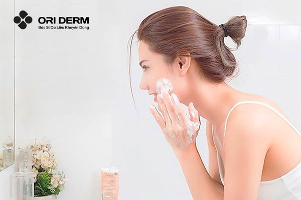 Sử dụng các sản phẩm chăm sóc da phù hợp