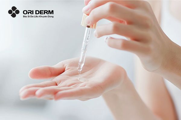 Cách sử dụng serum đúng cách cho da dầu mụn