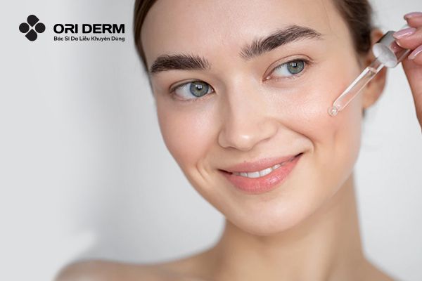 Top 7 Serum Cấp Ẩm Cho Da Khô Cho Làn Da Căng Bóng Và Ngậm Nước