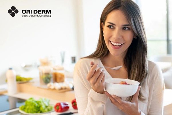 Duy trì chế độ ăn uống, sinh hoạt lành mạnh