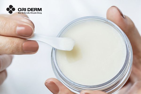 Sáp tẩy trang là gì?