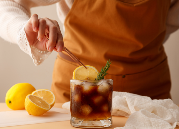 So sánh cà phê lạnh (cold brew) và cà phê truyền thống