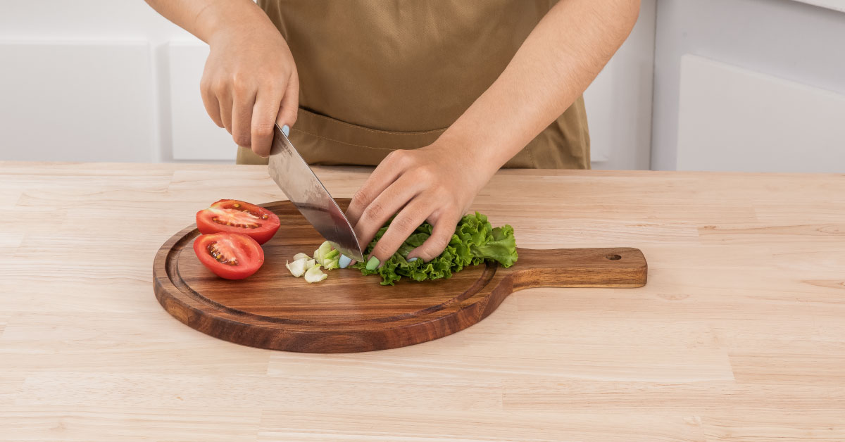 Thớt Gỗ Tròn Có Tay Cầm - Round Chopping Board