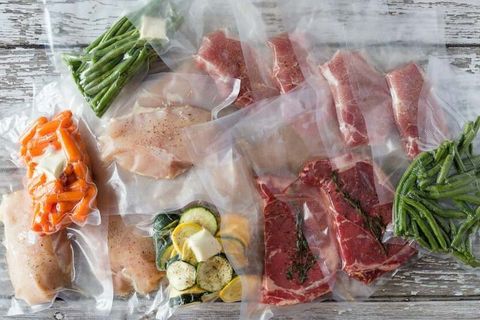 4 Cách hút chân không bằng máy sấy tóc đơn giản tại nhà