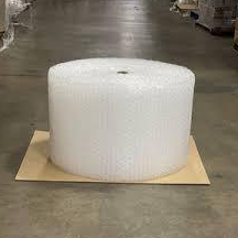 Xốp chống sốc là vật liệu bảo vệ, dùng để lót hàng hóa nhằm giúp giảm thiểu hư hỏng trong quá trình vận chuyển.