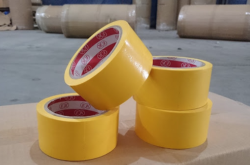 Băng keo màu có nhiều lựa chọn màu, tăng tính thẩm mỹ trong quá trình sử dụng.