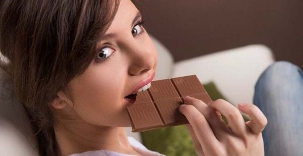 Ăn socola giảm stress