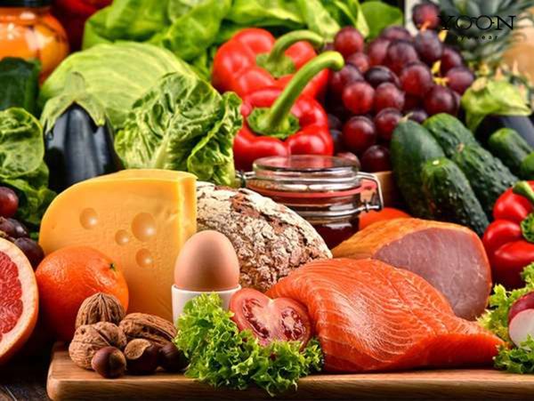 TOP NHỮNG THỰC PHẨM NÊN BỔ SUNG CHO MẮT CẬN