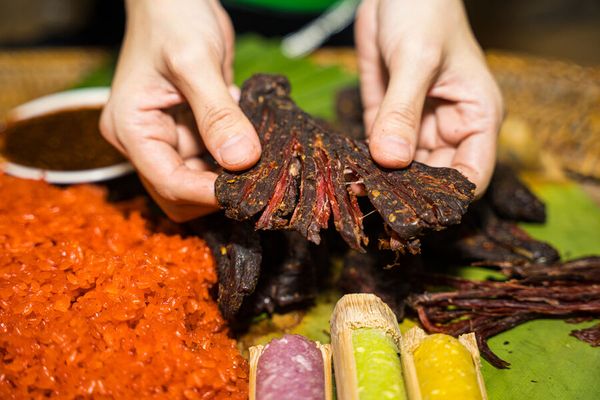 thit-trau-gac-bep-xoi-nep-nuong