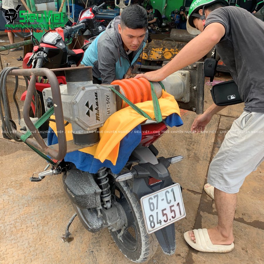 Máy đầm cóc cho thuê