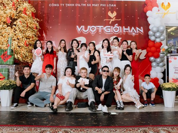 Đong đầy cảm xúc tại lễ tất niên 2024 Đong đầy cảm xúc tại lễ tất niên 2024