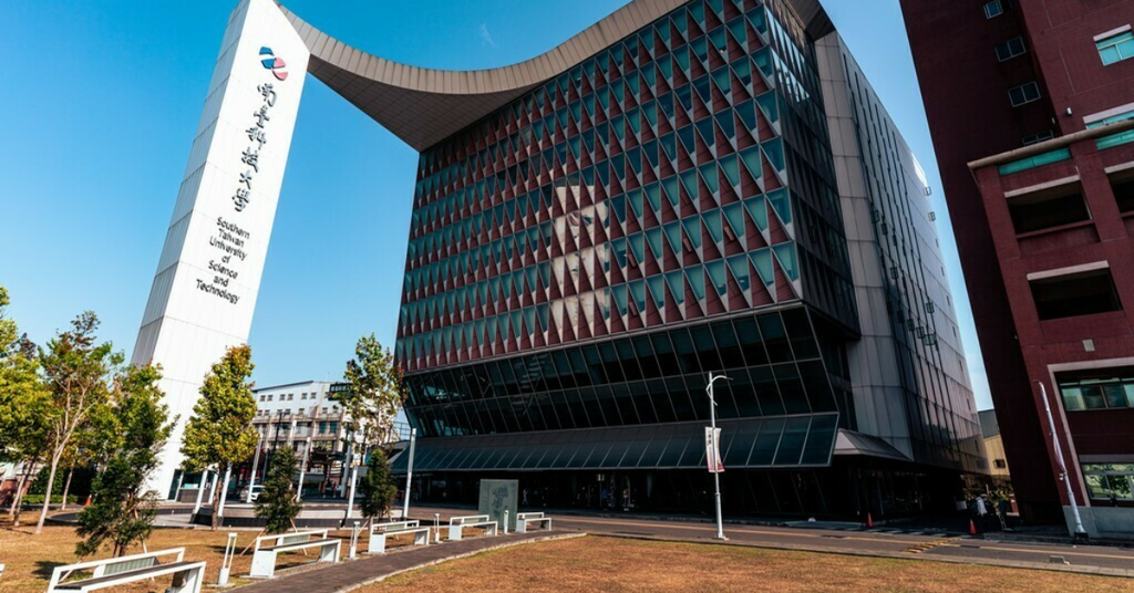 ĐẠI HỌC KHCN Nam Đài