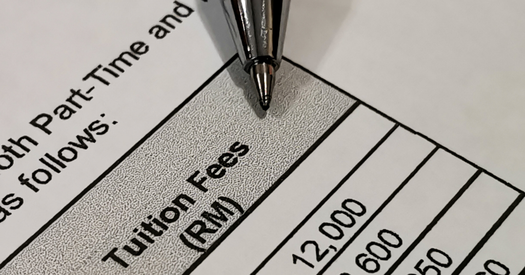 Học phí và học bổng