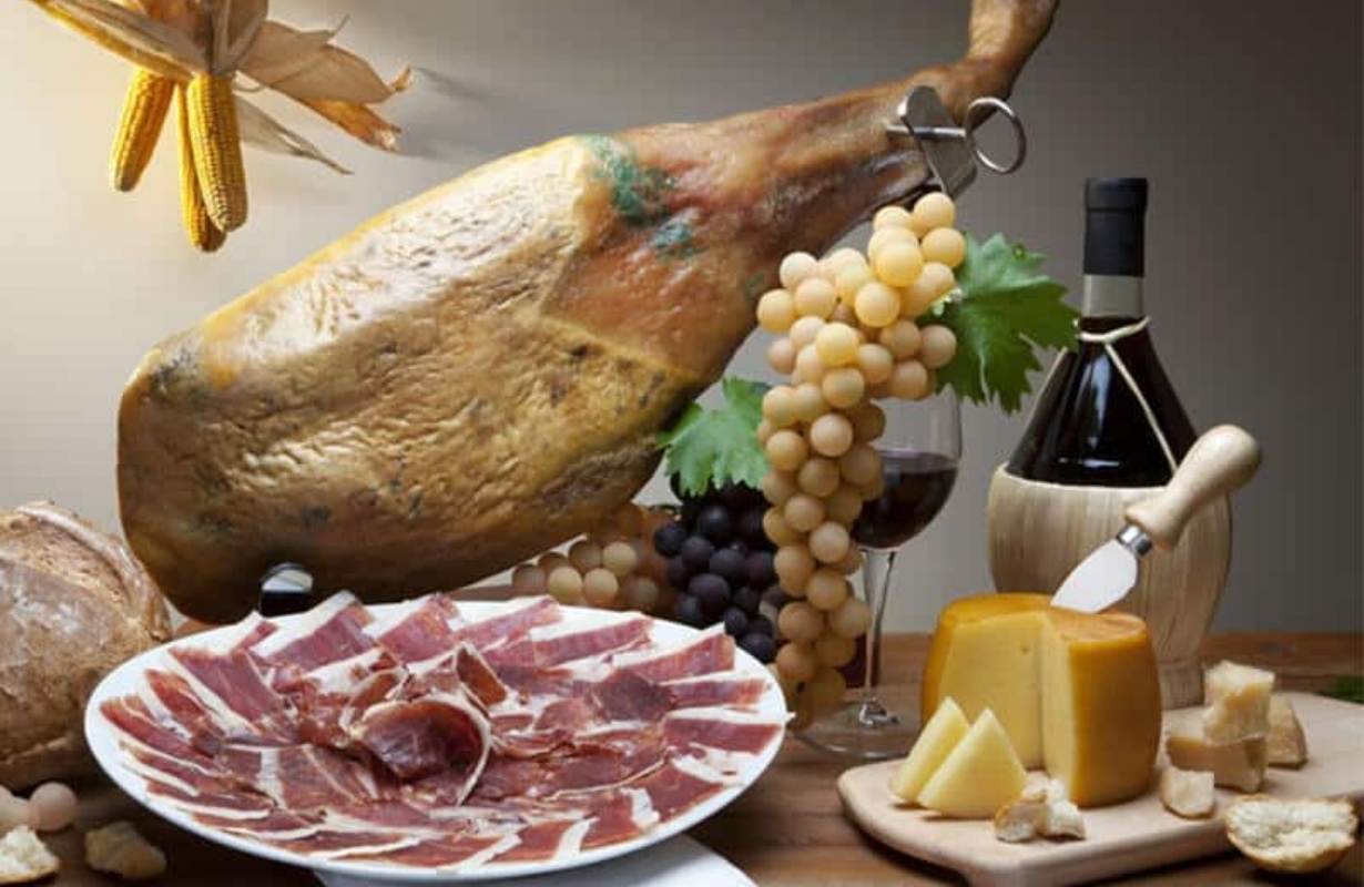 Địa chỉ mua đùi heo Iberico Montesano chính hãng tại Việt Nam