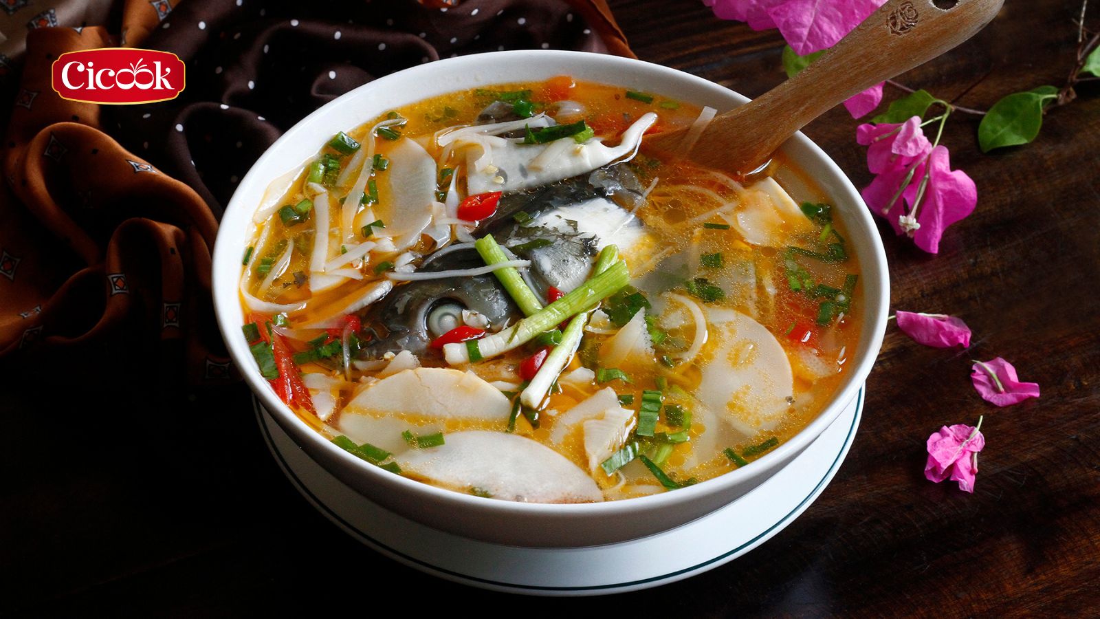 Canh chua theo kiểu miền Bắc