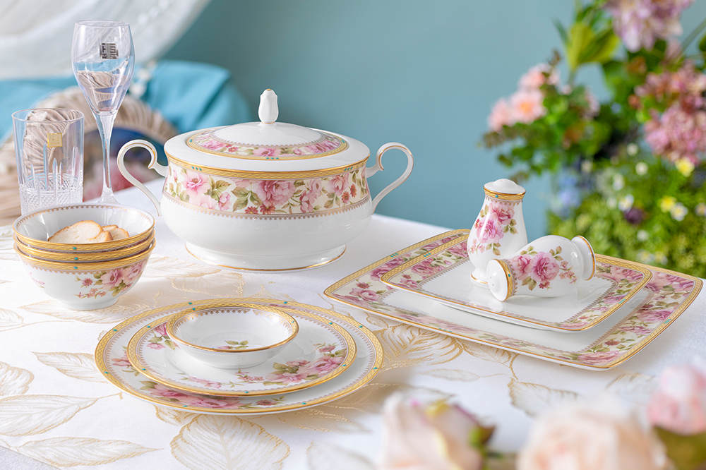 bàn tiệc noritake