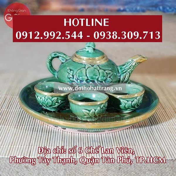 Ấm chén sứ trắng in logo quà tặng khách hàng mobifone