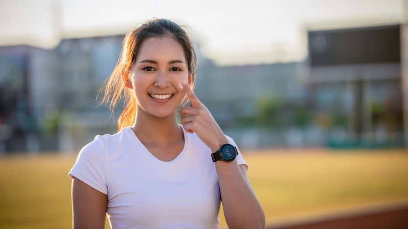 chon-kem-chong-nang-cho-nguoi-choi-the-thao-2