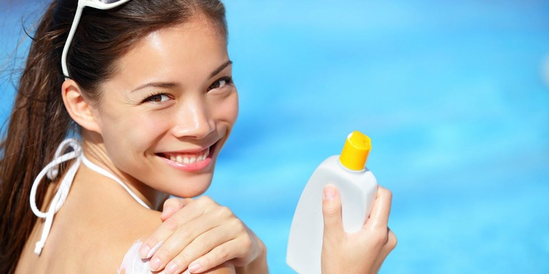 dung-kem-chong-nang-khi-choi-the-thao-1