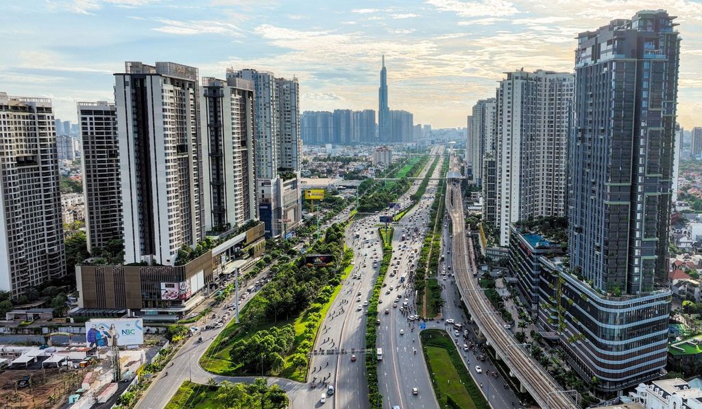 Căn hộ TP.HCM liên tục lập đỉnh giá mới, người mua nhà nóng lòng sợ bỏ lỡ