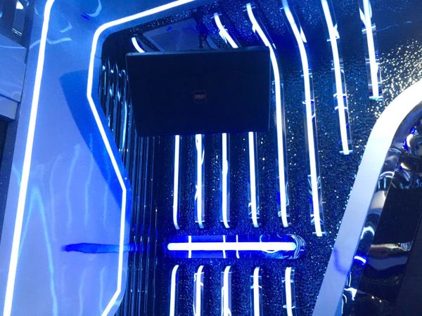 Loa Karaoke BMB kinh doanh