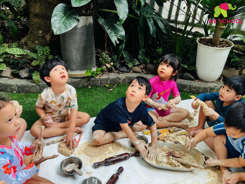 phát triển vận động tinh cho trẻ 5 tuổi