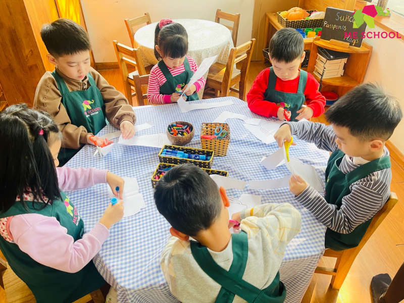 phát triển vận động tinh cho trẻ 5 tuổi