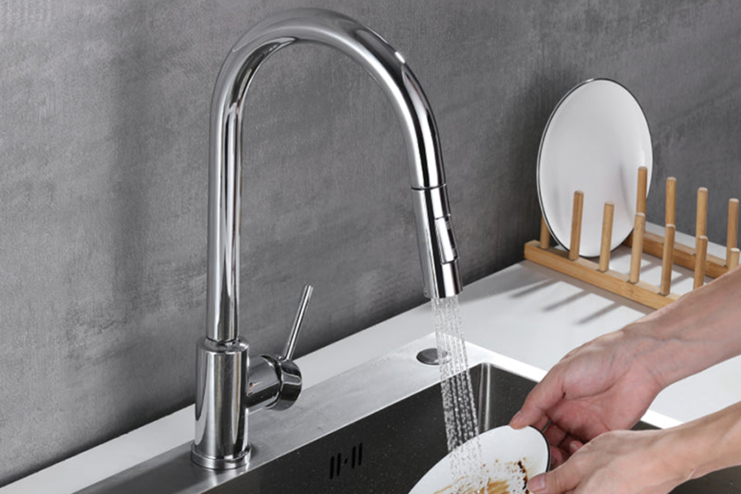 voi-voi-2-duong-nong-lanh-giup-tang-hieu-qua-rua